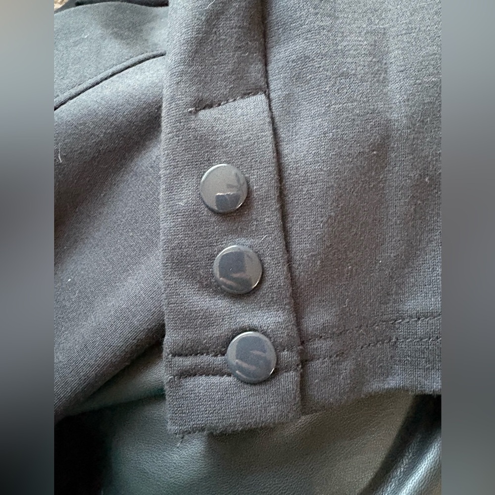 NWOT‎ Women’s edyson black faux leather and knit 
jacket / blazer w/ pockets XXL - Picture 9 of 9